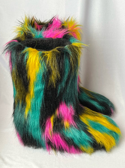 Bota Pelúcia 39
