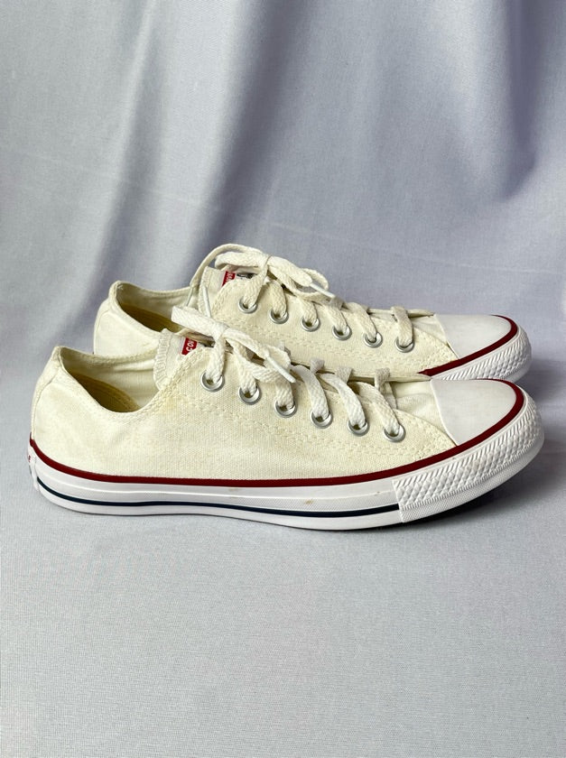 Tênis Converse 37