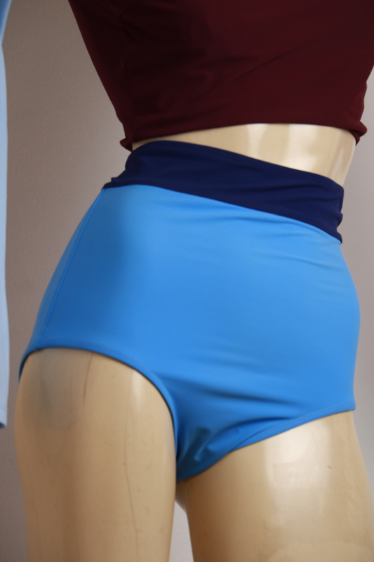 Hot Pants Flagpole