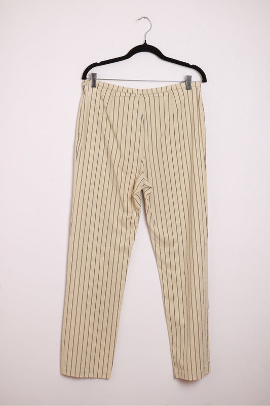 Calça Listrada cor Off White