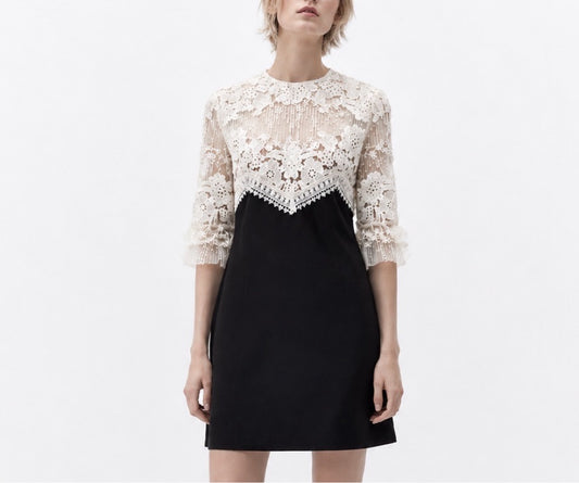 Vestido Self Portrait Preto com Renda