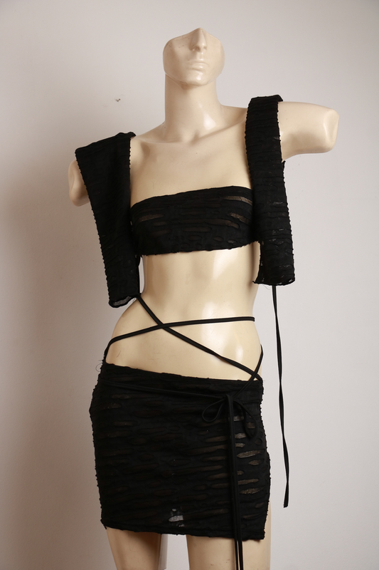 Conjunto Top, Saia e Mangas Kollyy