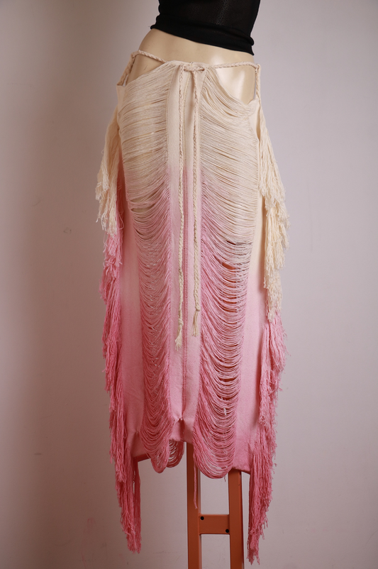 Saia Thrifts + Threads
