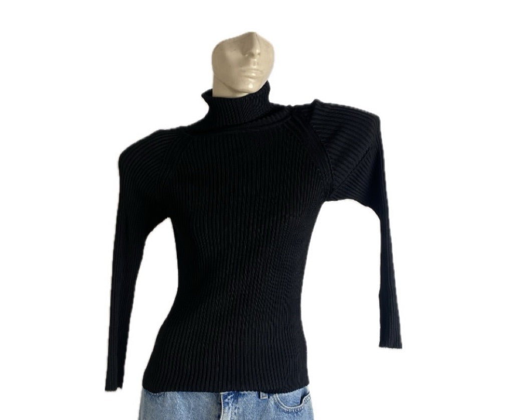 Blusa Gola Alta Preta