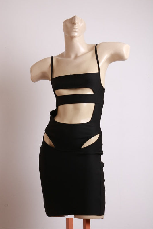 Vestido Preto Recorte